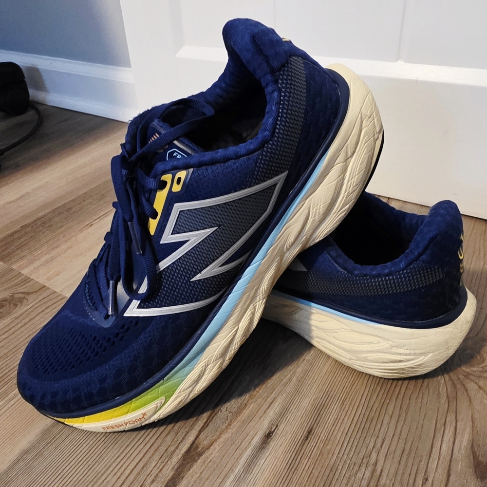 New Balance Fresh Foam X  1080 Men Size 10.5  used